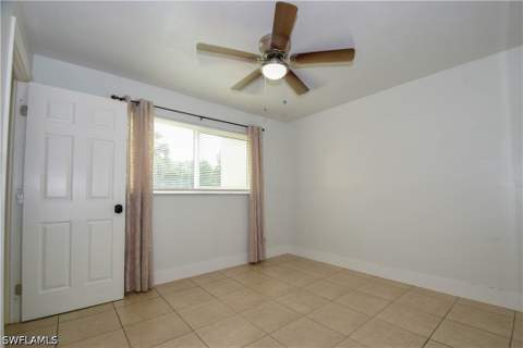 200 Turtle Lake Ct 108, Naples FL - photo 7 of 24