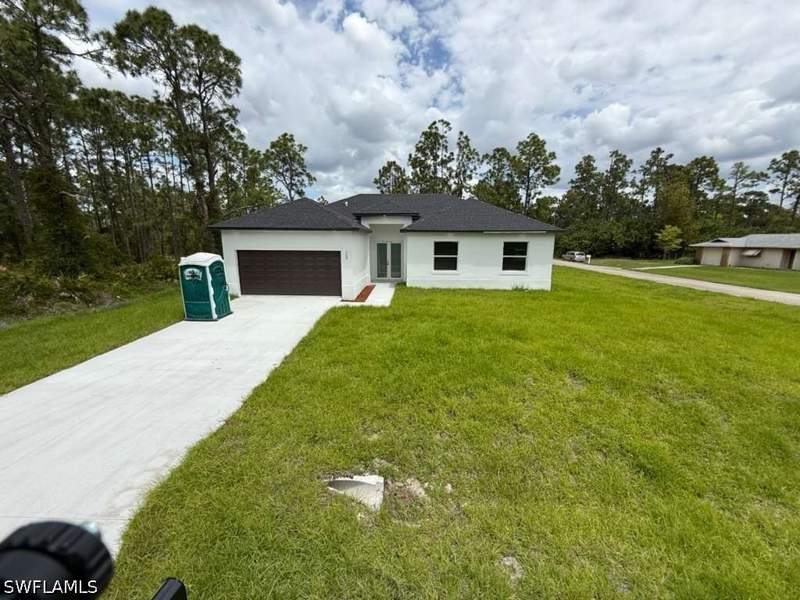 4 bedroom SingleFamilyResidence at 723 Epps Brown St E, Lehigh Acres, Lehigh Acres — photo 5