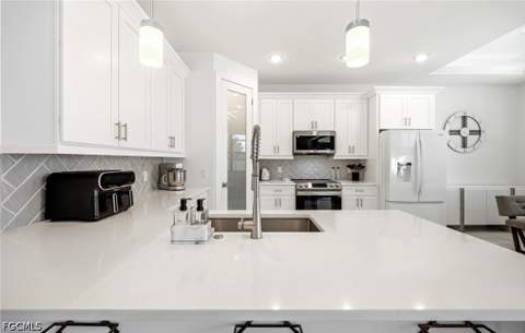 310 NW 14th St, Cape Coral FL - photo 8 of 38