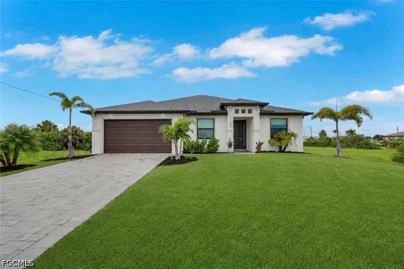 4 bedroom SingleFamilyResidence at 1107 NW 13th St, Cape Coral, Cape Coral — photo 1