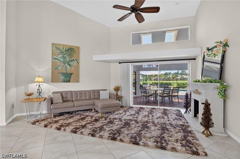 3 bedroom SingleFamilyResidence at 11931 King James Ct, Royal Tee Country Club Estates, Cape Coral — photo 3