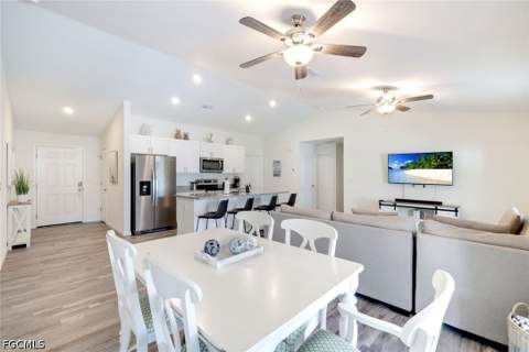 327 NW 23rd St, Cape Coral FL - photo 15 of 41