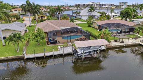 418 Avalon Dr, Cape Coral FL - photo 8 of 47