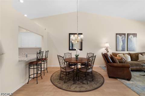 8009 San Vista Cir, Naples FL - photo 10 of 47