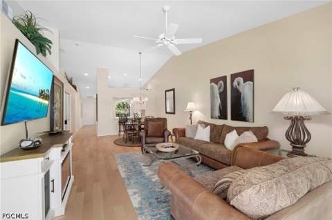 8009 San Vista Cir, Naples FL - photo 14 of 47