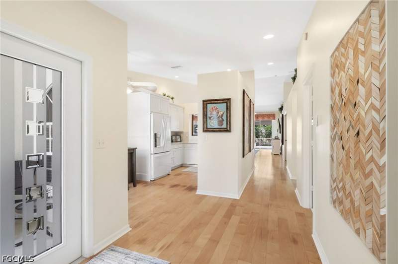 2 bedroom Attached at 8009 San Vista Cir, Monterey Villas, Naples — photo 3