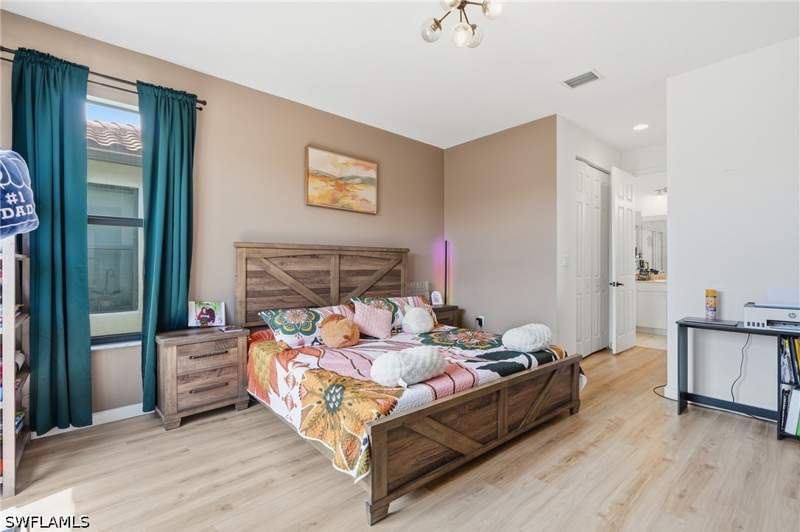 3 bedroom SingleFamilyResidence at 8932 Madrid Cir, Fronterra, Naples — photo 4