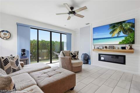 8932 Madrid Cir, Naples FL - photo 7 of 26