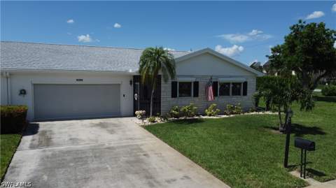 1527 Edgewater Cir, Fort Myers FL - photo 14 of 46