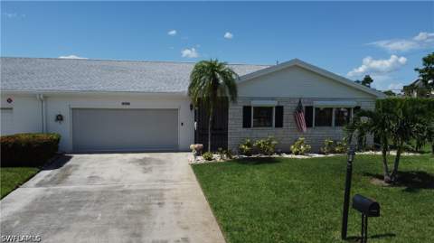 1527 Edgewater Cir, Fort Myers FL - photo 15 of 46