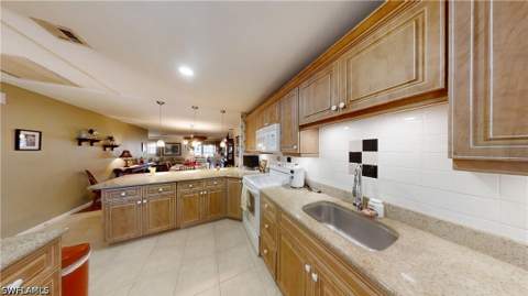 1527 Edgewater Cir, Fort Myers FL - photo 20 of 46