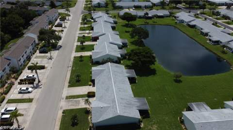 1527 Edgewater Cir, Fort Myers FL - photo 9 of 46