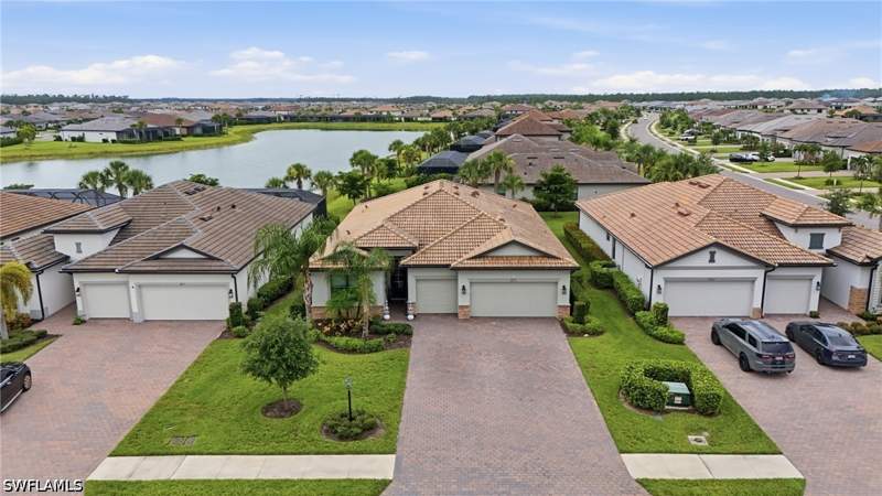 4 bedroom SingleFamilyResidence at 18311 Parksville Dr, Verdana Village, Estero — photo 5