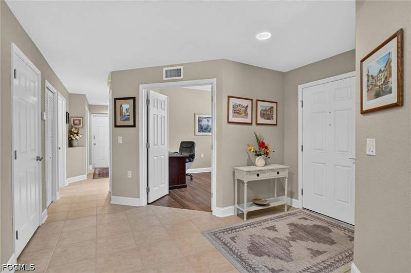 2 bedroom Condominium at 16227 Coco Hammock Way 101, Bay Haven, Fort Myers — photo 5