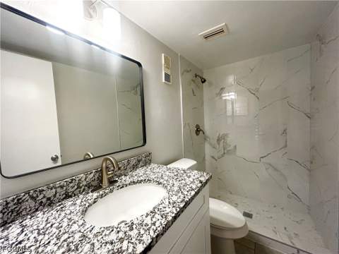 4906 Victoria Dr 103, Cape Coral FL - photo 12 of 30