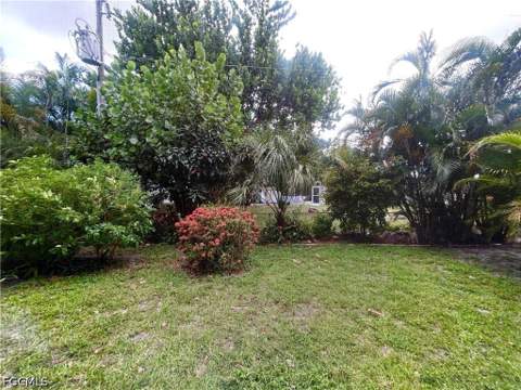4906 Victoria Dr 103, Cape Coral FL - photo 17 of 30