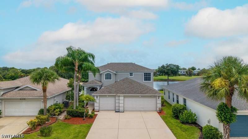 4 bedroom SingleFamilyResidence at 21505 Berwhich Run, Stoneybrook, Estero — photo 2