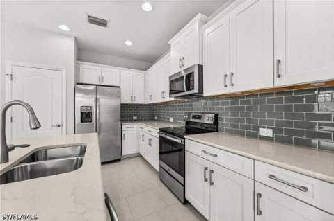 2344 Sheen Ln 308, Naples FL - photo 22 of 43