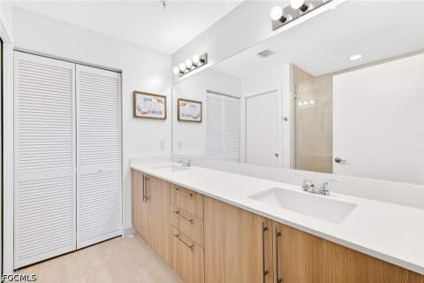 15901 Royal Pointe Ln 202, Fort Myers FL - photo 18 of 30