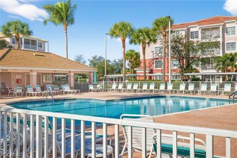 15901 Royal Pointe Ln 202, Fort Myers FL - photo 23 of 30