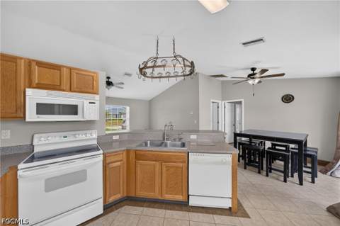 2102 NE 17th Ave, Cape Coral FL - photo 9 of 24