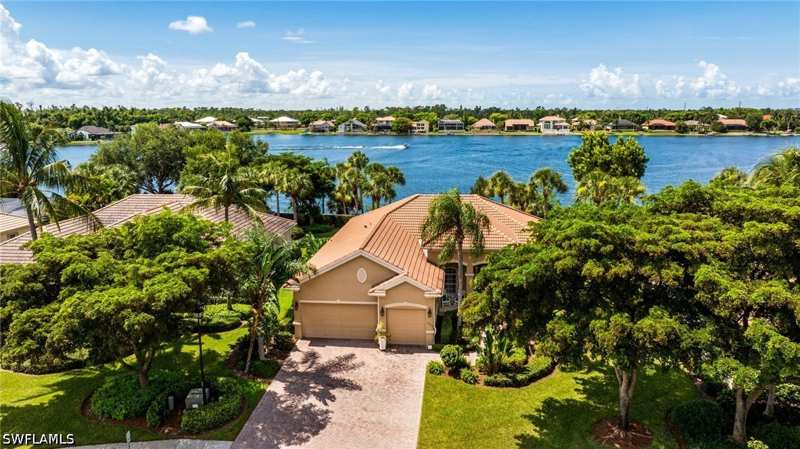 4 bedroom SingleFamilyResidence at 5589 Whispering Willow Way, Aster Place, Fort Myers — photo 1