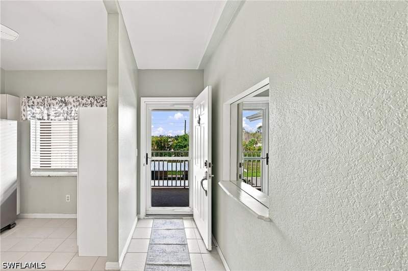 2 bedroom Condominium at 20141 Ian Ct 308, Villages On Lake Augusta, Estero — photo 4