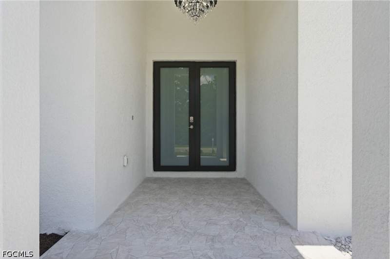 4 bedroom SingleFamilyResidence at 6011 Kumquat Cir, Port Labelle, Labelle — photo 4