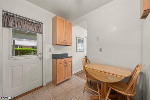 16 Dawn Flower Cir, Lehigh Acres FL - photo 7 of 44