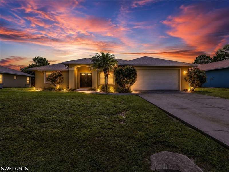 3 bedroom SingleFamilyResidence at 9299 Crocus CT, SAN CARLOS PARK, Fort Myers — photo 2