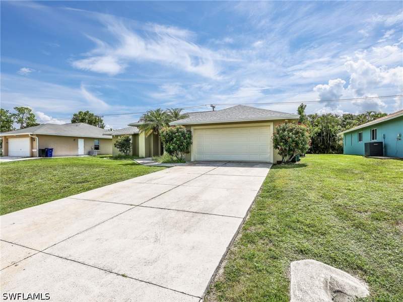 3 bedroom SingleFamilyResidence at 9299 Crocus CT, SAN CARLOS PARK, Fort Myers — photo 4