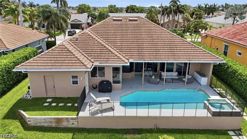 3 bedroom SingleFamilyResidence at 5020 SW 8th Pl, Cape Coral, Cape Coral — photo 3