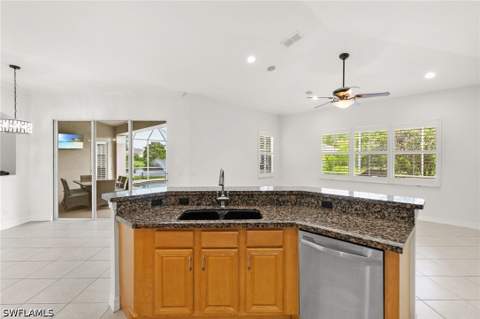 3917 Fabienne Ct, Naples FL - photo 14 of 47