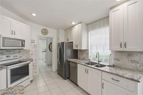 3105 Andorra Ct, Naples FL - photo 13 of 48