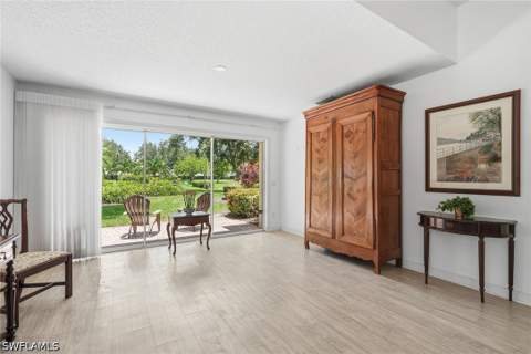 3105 Andorra Ct, Naples FL - photo 22 of 48
