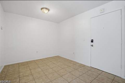 3704 Broadway 310, Fort Myers FL - photo 8 of 21