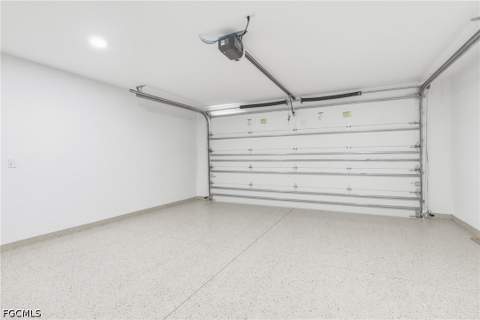 722 Roosevelt Ave, Lehigh Acres FL - photo 14 of 32
