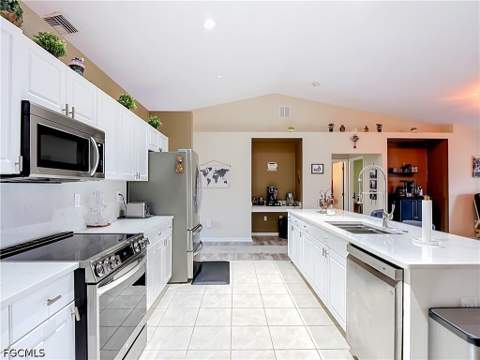 2221 SW 3rd Ave, Cape Coral FL - photo 14 of 50