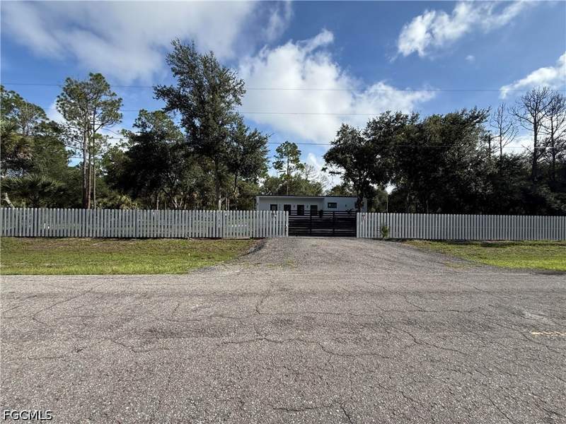 2 bedroom SingleFamilyResidence at 363 Montura Ave, Montura Ranch Estates, Clewiston — photo 5