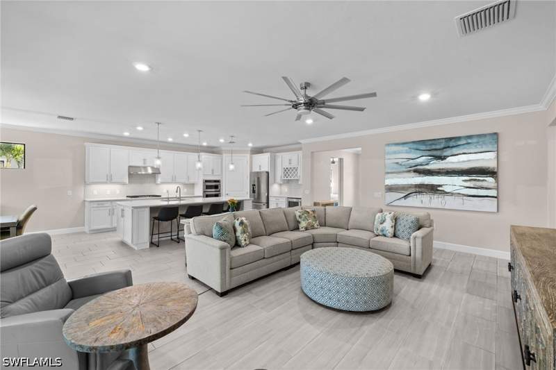 3 bedroom SingleFamilyResidence at 6907 Cocoplum St, Winding Cypress, Naples — photo 3