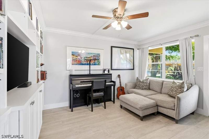 1 bedroom Condominium at 203 8th Ave S 203A, Garden Manor, Naples — photo 5
