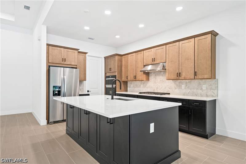 3 bedroom SingleFamilyResidence at 8779 Oceana Way, Seven Shores, Naples — photo 5