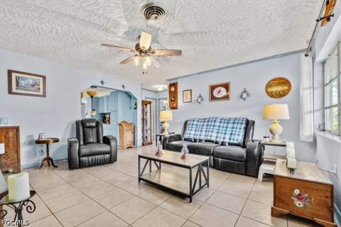 722 E Concordia Ave, Clewiston FL - photo 8 of 50