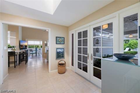360 Edgemere Way N 25, Naples FL - photo 11 of 50
