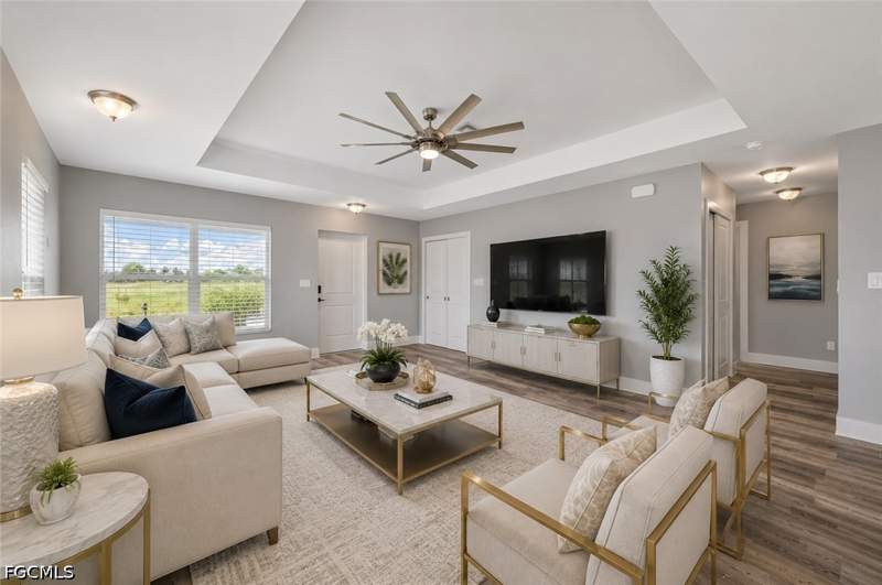 3 bedroom SingleFamilyResidence at 1125 NE 4th Ave, Cape Coral, Cape Coral — photo 4