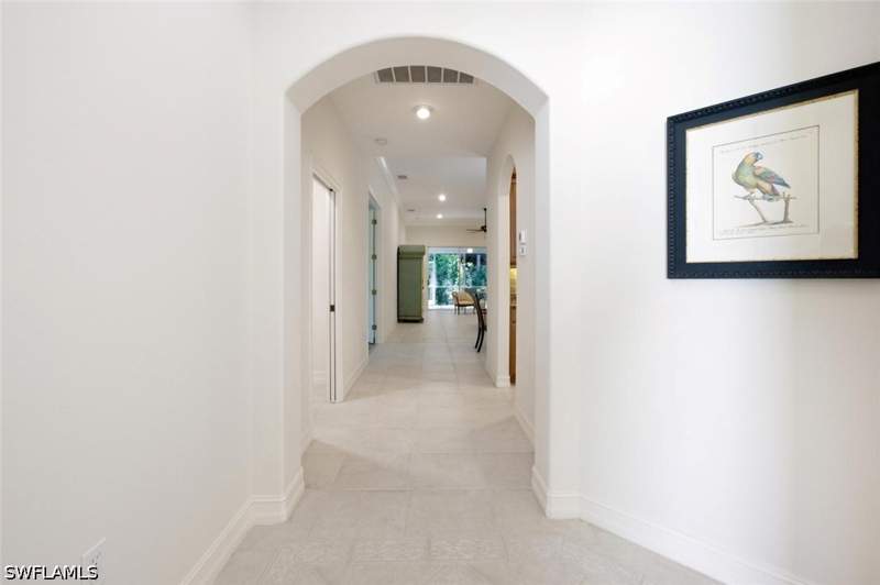 2 bedroom Attached at 1826 Tarpon Bay Dr S 91, Cayman, Naples — photo 5