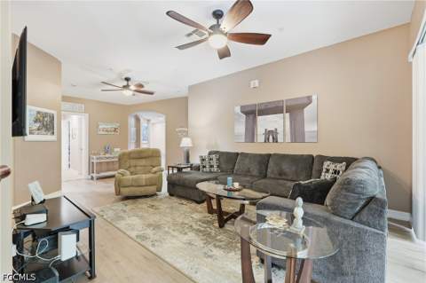 710 Tarpon Cove Dr 203, Naples FL - photo 17 of 37