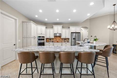 2522 SW 27th Ave, Cape Coral FL - photo 10 of 48