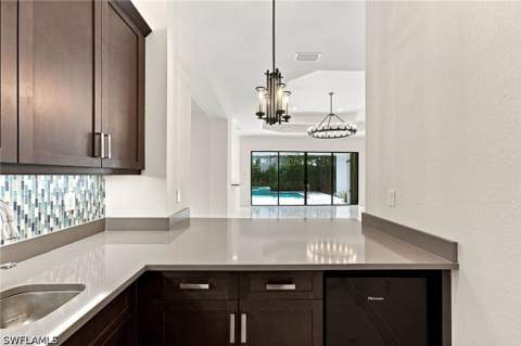 4617 Azalea Dr, Naples FL - photo 12 of 47