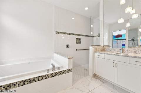 4617 Azalea Dr, Naples FL - photo 19 of 47